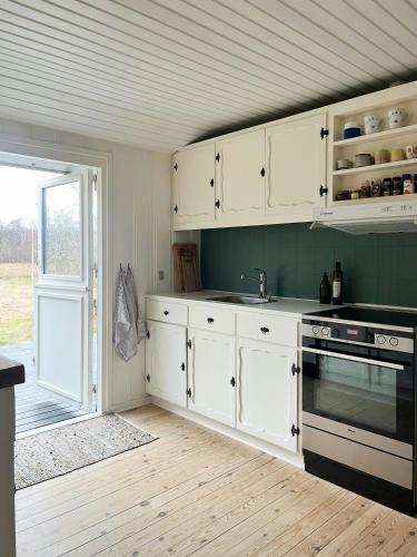 Vista exterior, Idyllic Holiday Home With Forest View in Ebeltoft