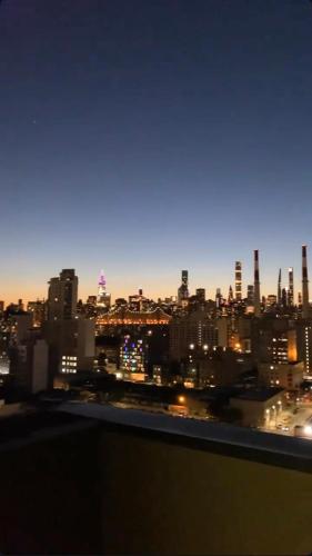 Hotel The Villa - Long Island City in Long Island City