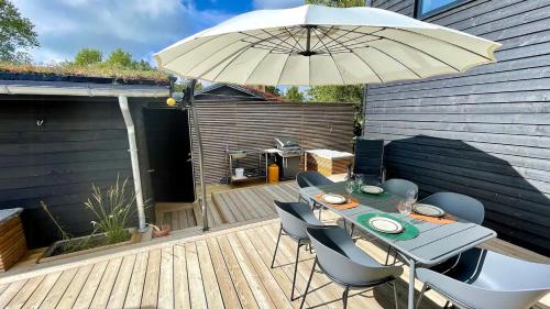 Exterior view, Dream Home On Møn With Sea And Star View in Hovmarken