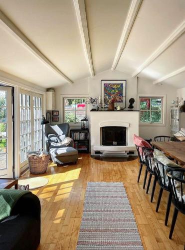 ทัศนียภาพภายนอกโรงแรม, Oasis Near Beach With Space To Play in ดรอนนิงเมิลเลอ