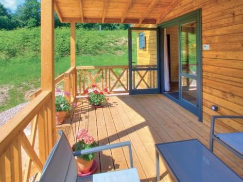 Chalet détente avec spa et sauna près des 1000 Étangs - FR-1-583-468 (Chalet detente avec spa et sauna pres des 1000 Etangs - FR-1-583-468) in La Vaivre
