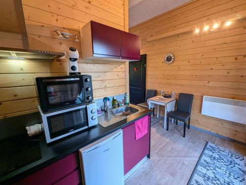 Chalet détente avec spa et sauna près des 1000 Étangs - FR-1-583-468 (Chalet detente avec spa et sauna pres des 1000 Etangs - FR-1-583-468) in La Vaivre