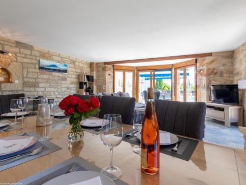 Confort moderne dans les Vosges du Sud avec piscine et jacuzzi - FR-1-583-480 in เอเบลคอร์ท