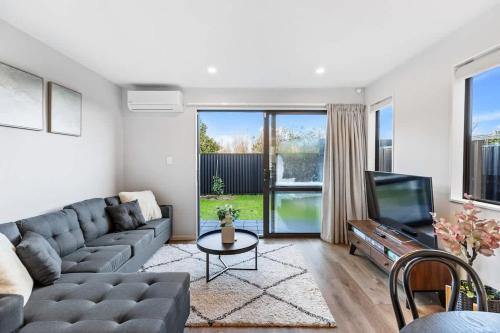 4BR Townhouse Perfect for Families I Zodiak Stay – khách sạn tại San Bay Auckland