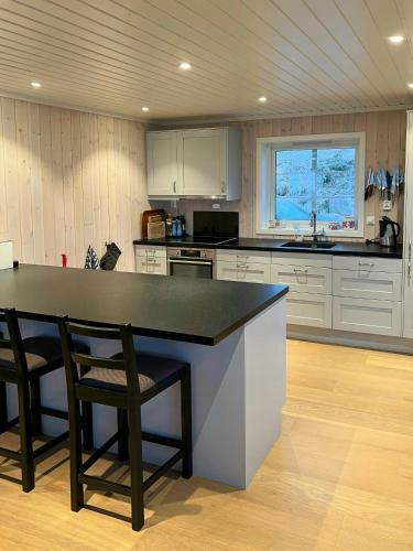 Exterior view, Modern Mountain Cabin With Panoramic Views in Sjusjoen