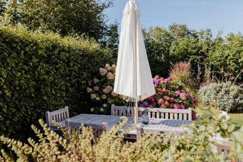 ทัศนียภาพภายนอกโรงแรม, Family Time Close To The Beach And Nature in ดรอนนิงเมิลเลอ