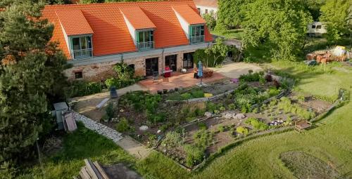 Viesnīcas āriene, Oasis With Permaculture Garden And Yoga Space in Margarethenhof