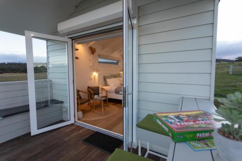 المرافق, Banjos Cabin Gippsland - Luxury Eco Stay w King Bed & Pond Valley Views in Heyfield