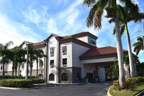 Holiday Inn Express Stuart an IHG Hotel - image 5