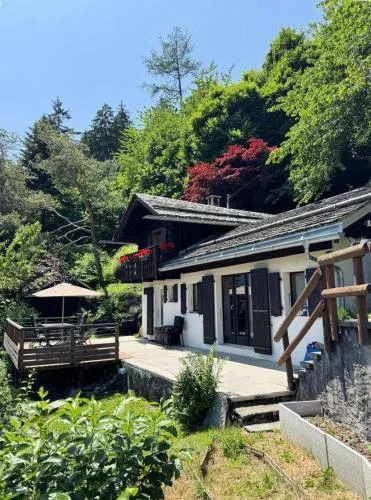 Chalet avec vue panoramique sur les montagnes in Martigny-Ville, Schweiz