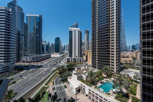 Burj Khalifa 3BR-Prime Location - image 12
