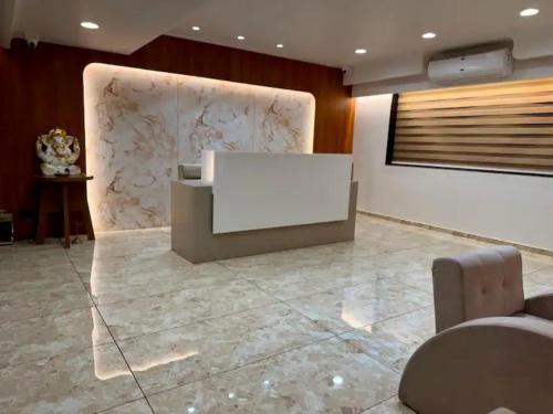 ล็อบบี้, Hotel Classique, Rajkot in ราชโกฎิ