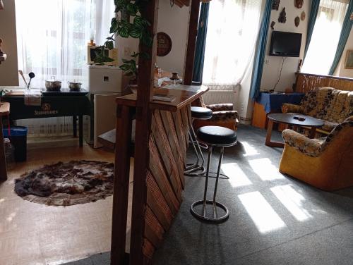 Stará škola - studio apartmán, 4 lůžka (Stara skola - studio apartman, 4 luzka) in Zátor