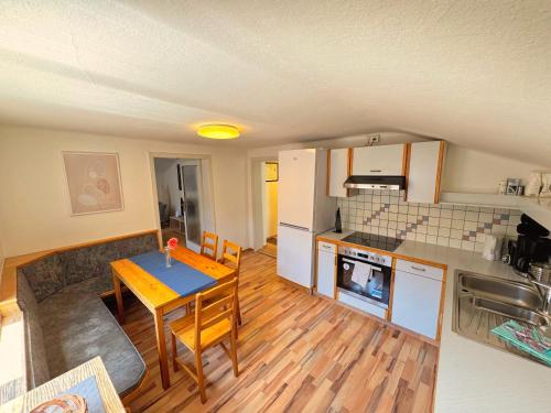 Charming Old Town Apartment in 蒂羅爾山