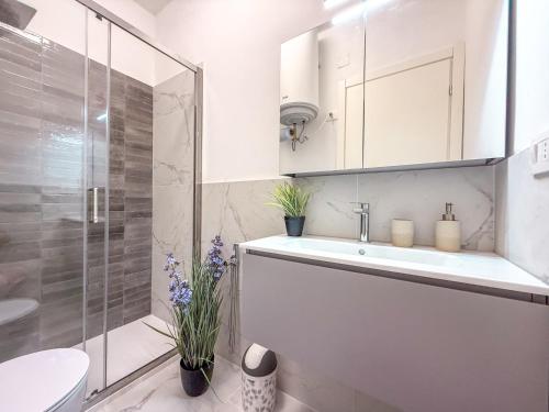 Apartment image 10