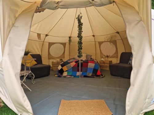 Aldwark Bridge Glamping - Lunar Tent in 艾爾德沃克