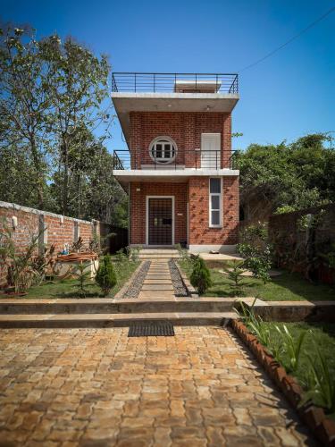 Brick and Bare Homestay