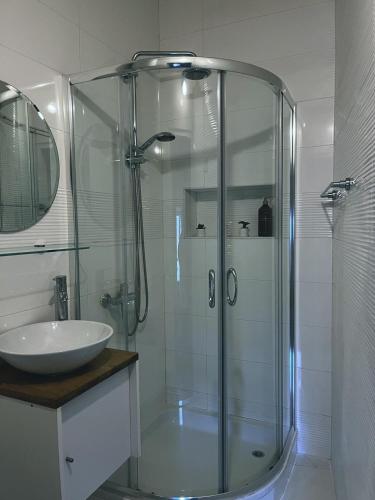 douche, Stone & Sea Oldtown Rovinj Apartments in Rovinj