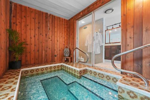 Beach & Surf Hacienda on Hutchinson Island in Fort Pierce, USA