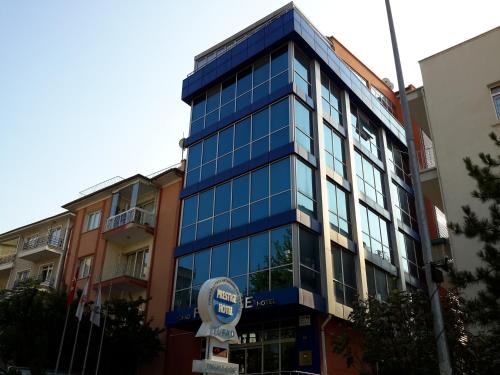 Tufad Prestige Boutique - image 5