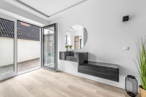 Apartment with Balcony image 7