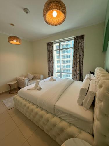Serene Cozy 2BR Near Burj Khalifa, Dubaj (zdjęcie 6)