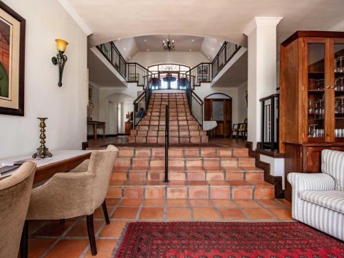 Winelands Golf Lodges 5 - image 2
