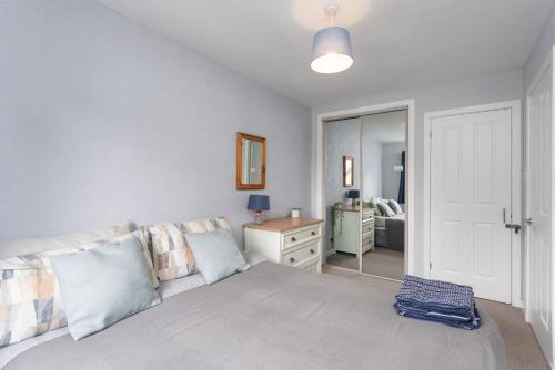 Modern flat near Murrayfield stadium, sleeps 4, Edinburgh (fotografie 9)