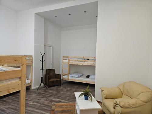 Urban Nomad Rooms and Hostel in City Center in Józsefváros