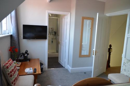 Foy House - image 7