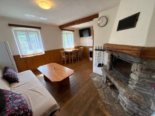 Stříbrná chaloupka Na Vyhlídce (Stribrna chaloupka Na Vyhlidce) in Stříbrnice