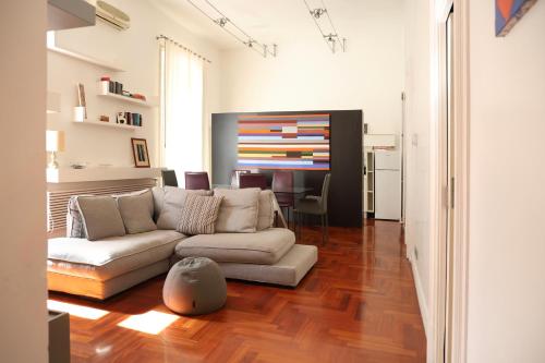 Elegant Apartment at Chiaia by Wonderful Italy, Neapol