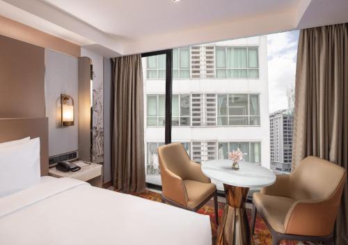 room detail thumbnail 1