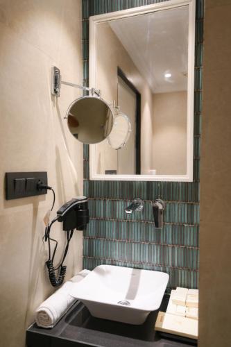 Superior Double Room image 2