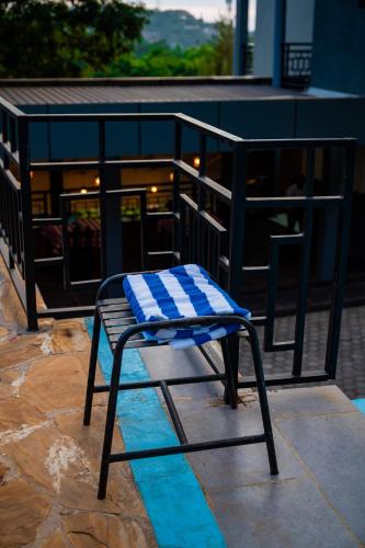 Басейн, Greenside Hotel in Аруша