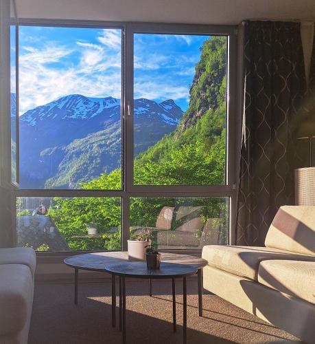 ล็อบบี้, Hotel Geiranger in เกแรงเกอร์