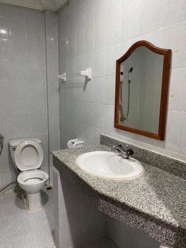 Deluxe Family Room room in Anou hotel