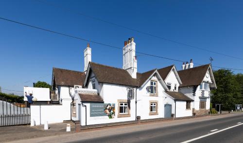 Viesnīcas āriene, The Boars Head Hotel in Draycott in the Clay