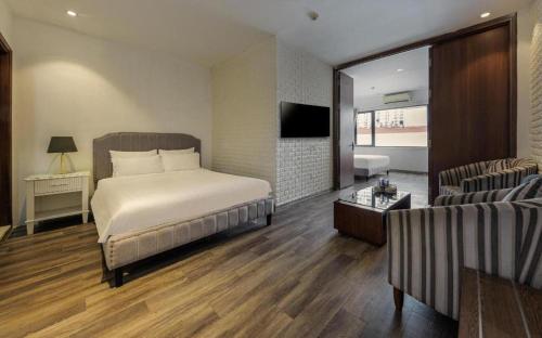 room detail thumbnail 0