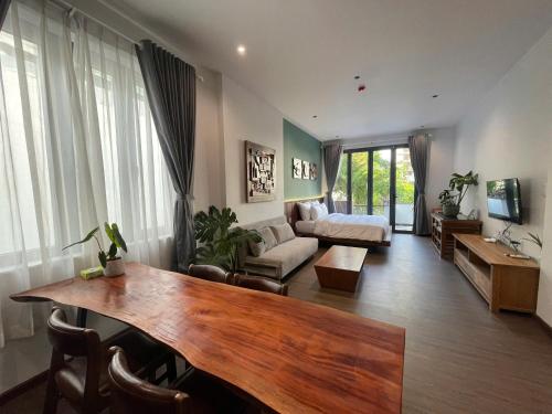 Arava Retreat Danang Oceanfront