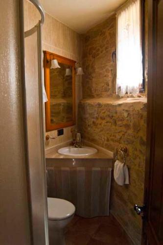 Casa Rural Dos Infantas Las Lilas in 巴爾德斯皮諾