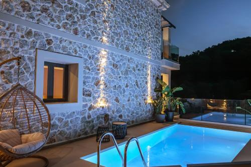 Onar Luxury Suites Parga in Parga