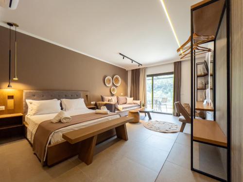 Onar Luxury Suites Parga in Parga