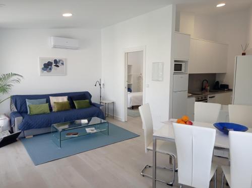 LAR JARDÍN - Casas con parking privado