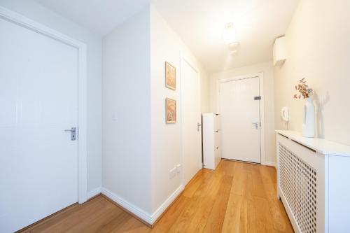 Apartment image 4