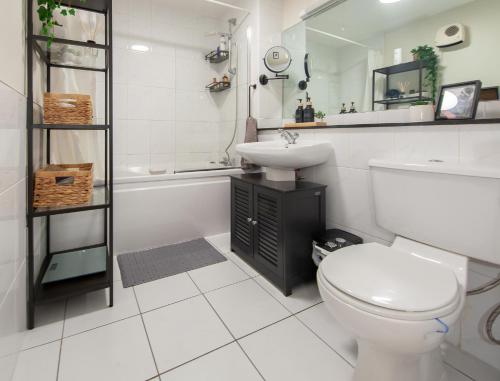 Apartment image 5