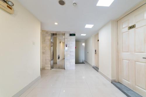 Belvilla Luxury Hotel Near SECC Formerly Sunshine Garden Hotel