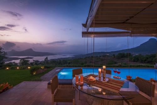 Surrounding environment, SaffronStays Swallow's Nest in Jovan