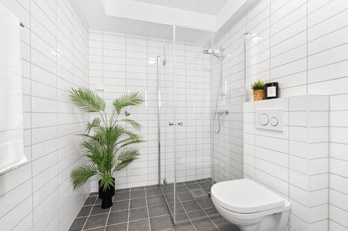 Newly renovated 3 BedRm, Spacious 80m sq, comtemporary Apartment in Central Trendy Oslo-Grunnerlokka, Oslo (foto 9)