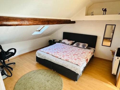 Dudelange Centre Loft - 2 Rooms at Top Floor of the Big House in Dudelange